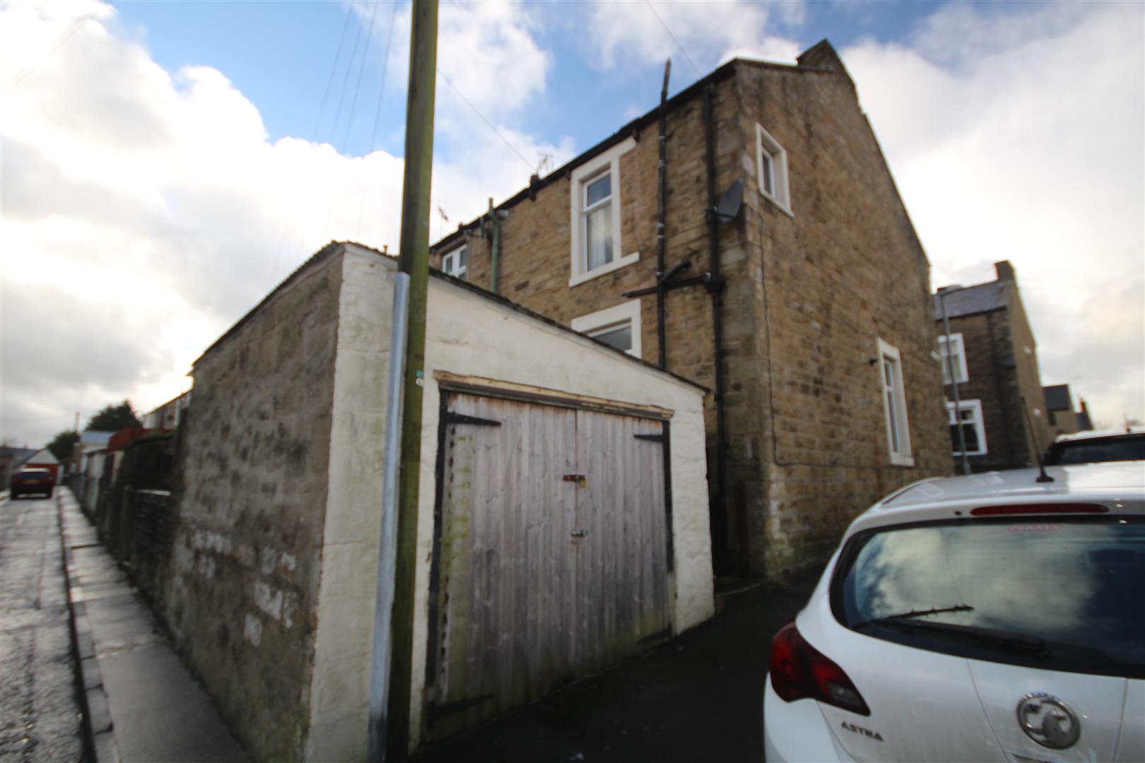 2 bedroom end terrace house To Let in Earby - IMG_5419.jpg